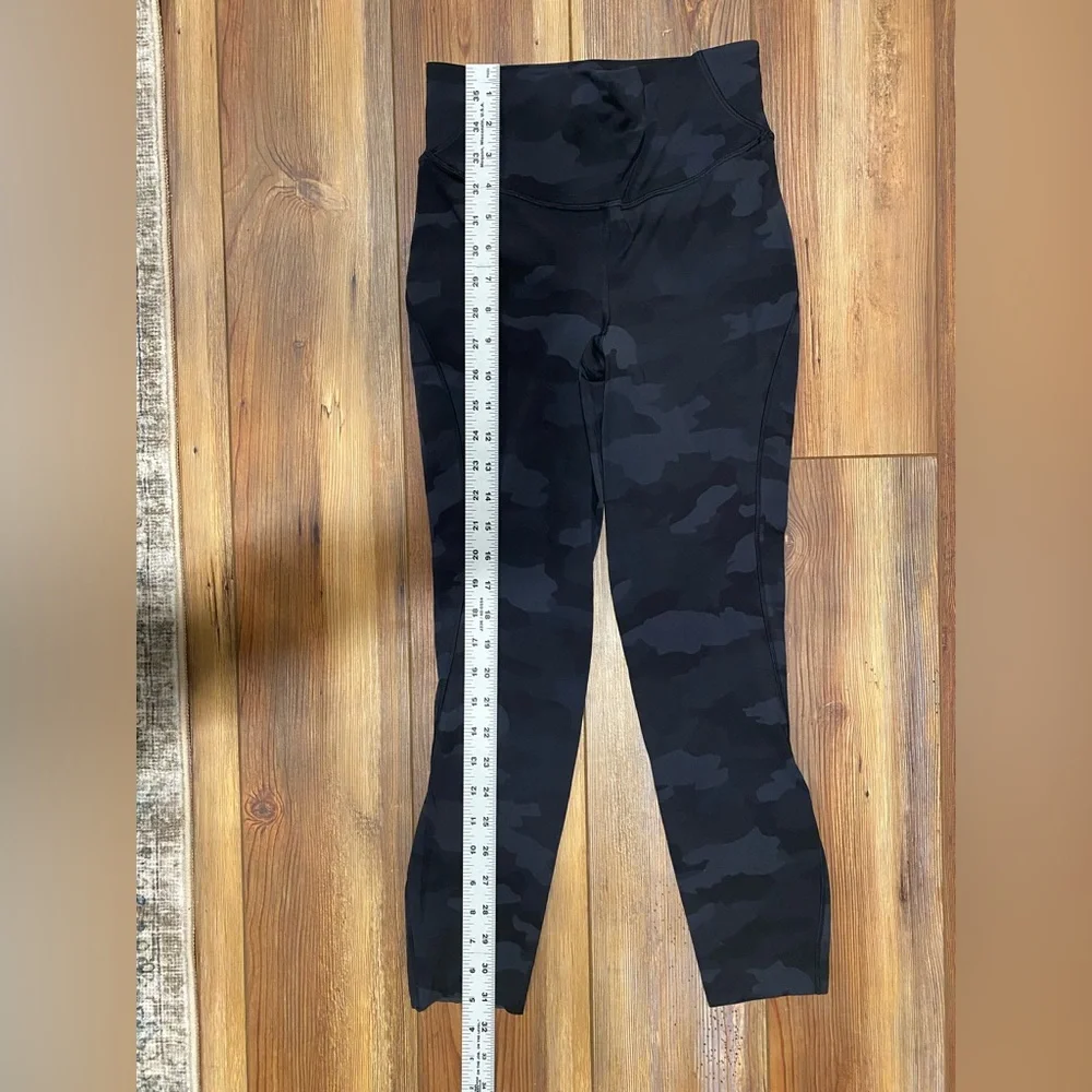 Lululemon leggings - Picture 4 of 5